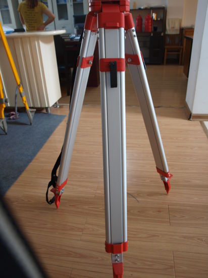 China Manufactured Aluminium Tripod for Level with Good Quality